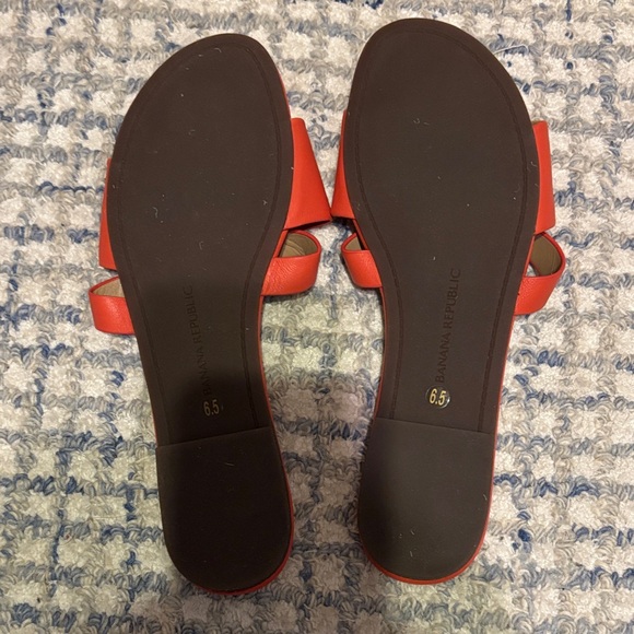 Banana Republic Red Women's Sandals - Picture 3 of 4